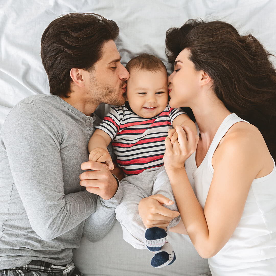 Best Care Tips For Newborn Baby For The Age Of 0–8 Months.